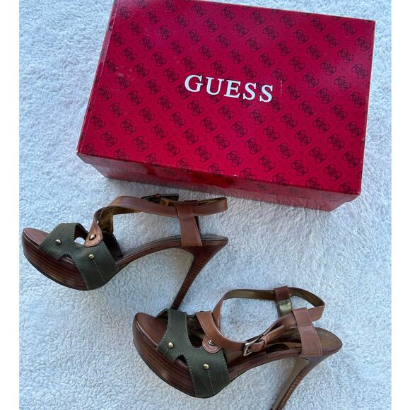 NWT Guess Belloma Green Multi Leather Platform Heel Size 8.5 - Picture 1 of 4
